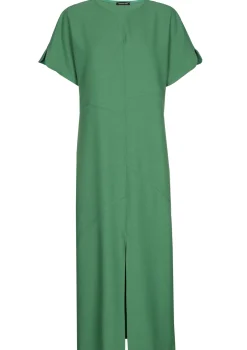 1124-62 / Comfortabele Rechtvallende Midi Jurk