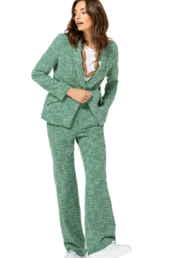 1888-62 / Licht Aansluitende Blazer In Lichte Bouclette