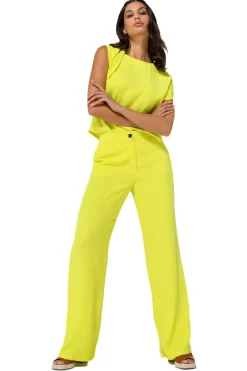 1621-80 / Soepelvallende Asymmetrische Korte Top